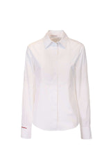 Elegante camicia in cotone bianco con pettorina plissettata e logo ricamato, dallo stile classico e vestibilità regolare.