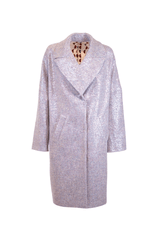 Elegant over coat with sequins, featuring a stylish oversized fit and a chic interior design.