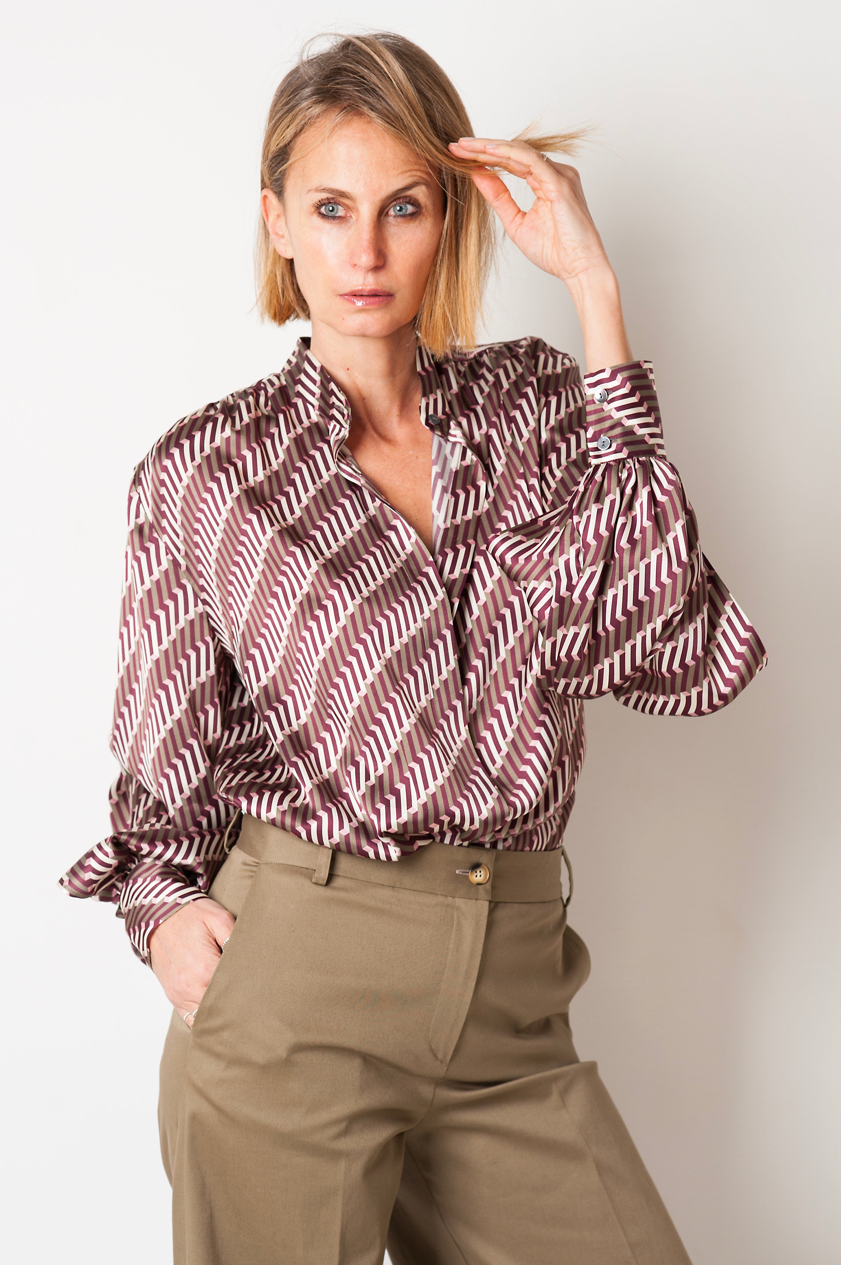 CAMICIA SPACCO MANICA GEOMETRICA