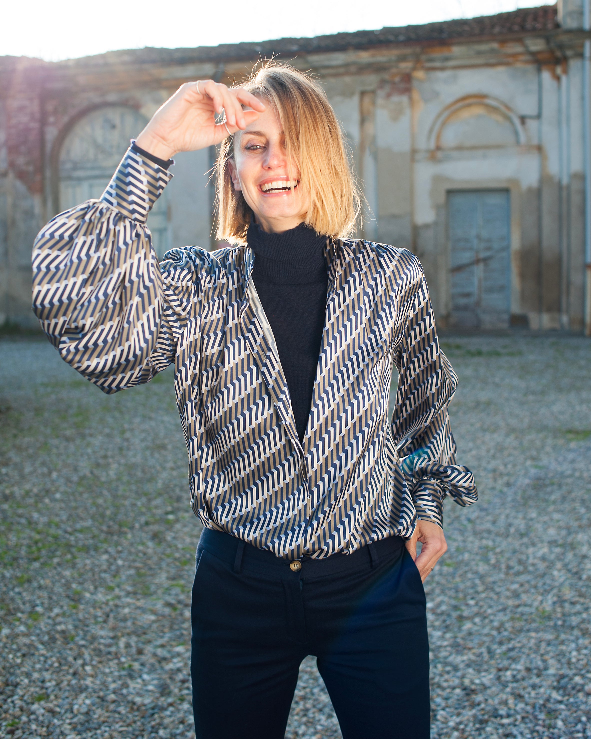 CAMICIA SPACCO MANICA GEOMETRICA