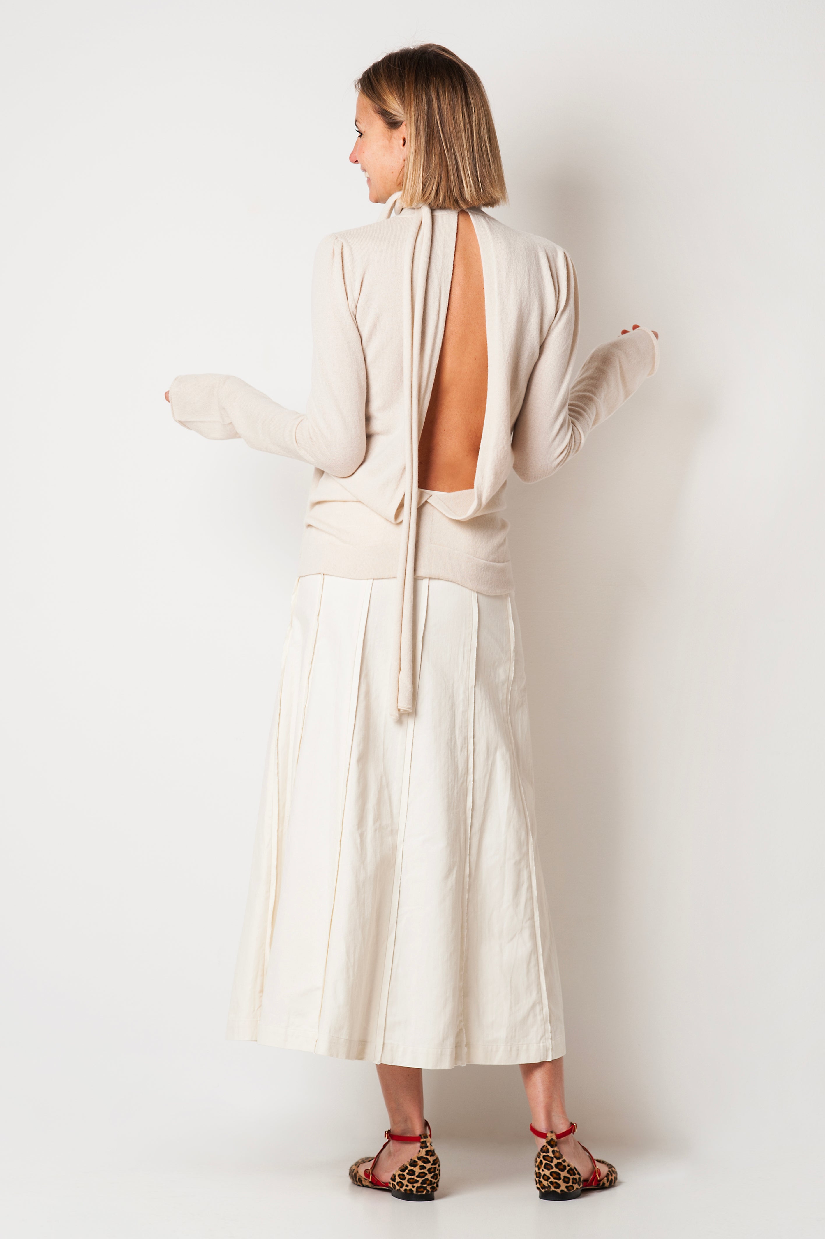 MAGLIA CON SCIARPA CASHMERE
