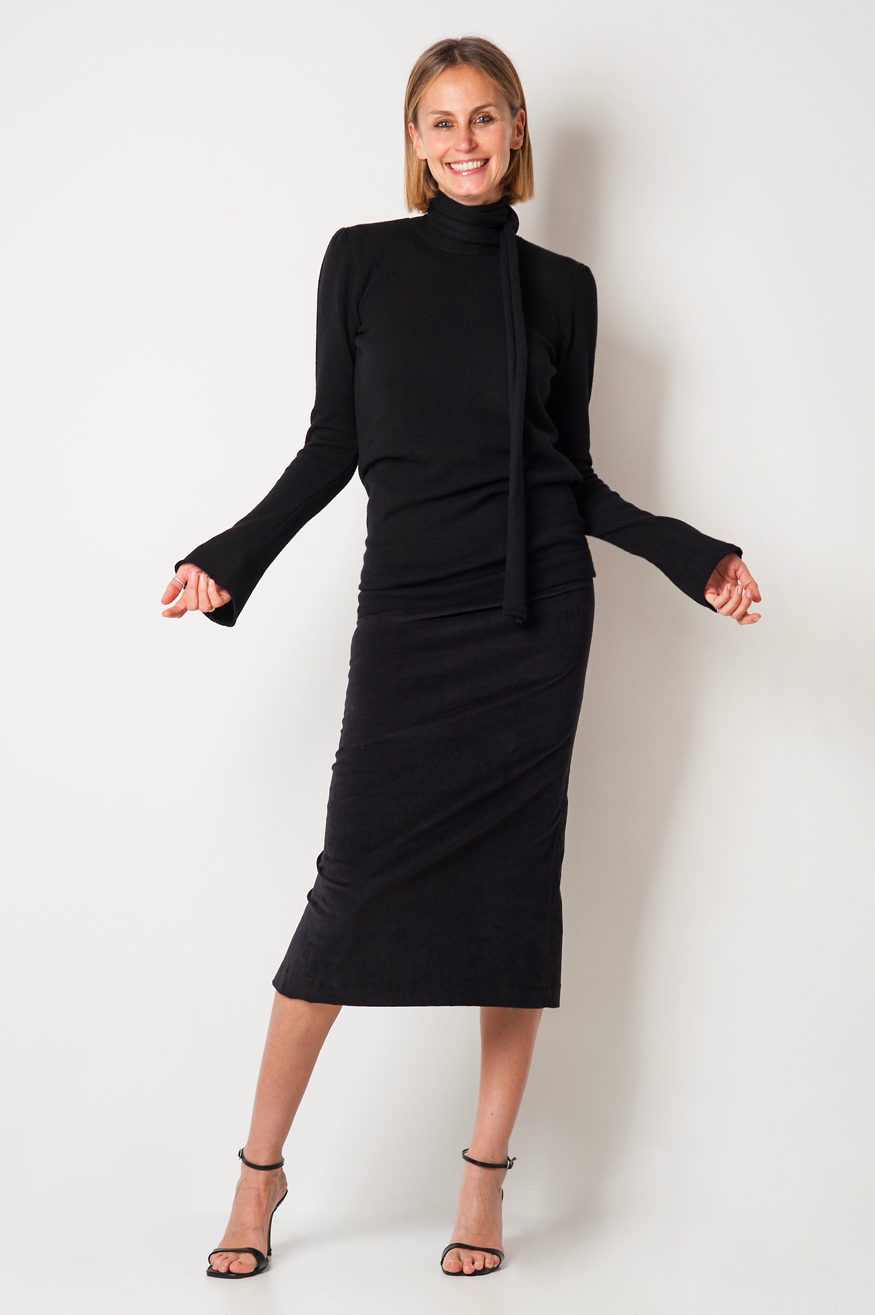 MAGLIA CON SCIARPA CASHMERE