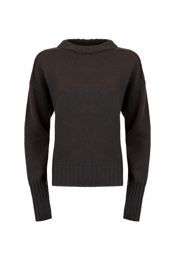 Maglia girocollo over in cashmere, elegante e confortevole, disponibile in tonalità scura, vestibilità loose.