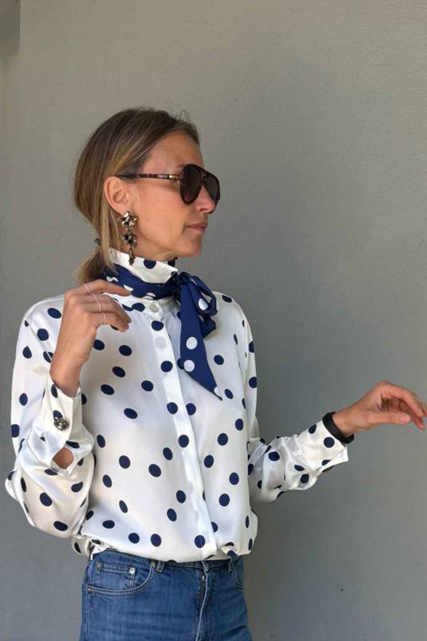 CAMICIA SCIARPETTA POIS BIANCA